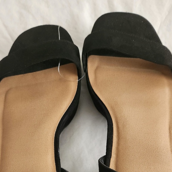 Women's Torrid Faux Black Suede w Ankle Strap Block Heel Platform Shoes 10.5 ww - Picture 5 of 15